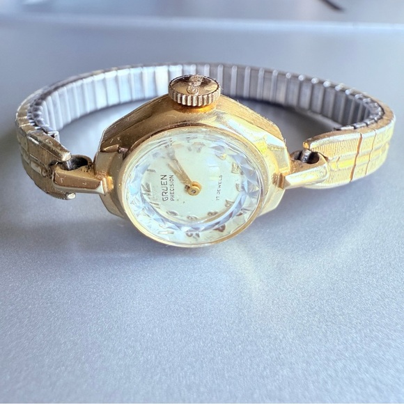 Vintage GRUEN Precision 14k Gold 17 Jewels Ladies Mechanical Watch Worki… - Picture 6 of 14